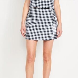 Old Navy High Waisted Wrap Front Mini Skort in Gingham